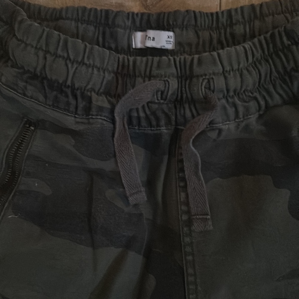 TNA cargo camo jogger pants - Picture 2 of 5